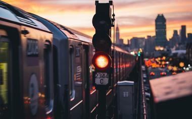 25歲朱晨杰大婚現場深情告白妻子